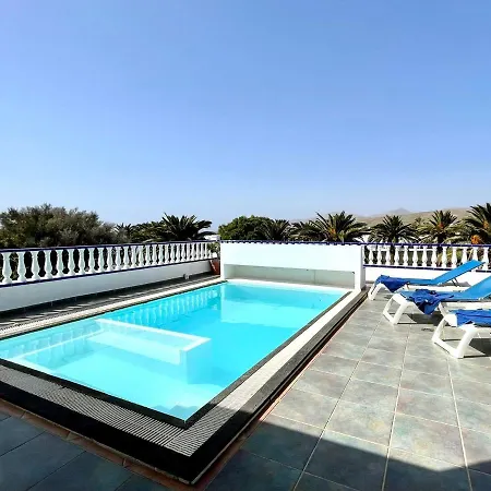 Villa Estupenda Villa Con Piscina Privada, Wifi En Puerto Calero *