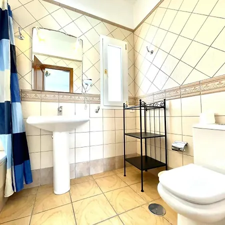 Villa Estupenda Villa Con Piscina Privada, Wifi En Puerto Calero *