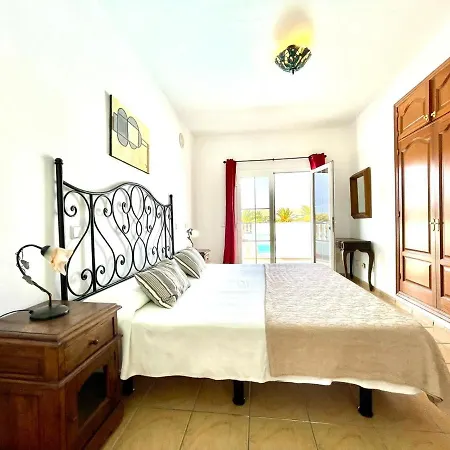 Estupenda Villa Con Piscina Privada, Wifi En Puerto Calero Villa *