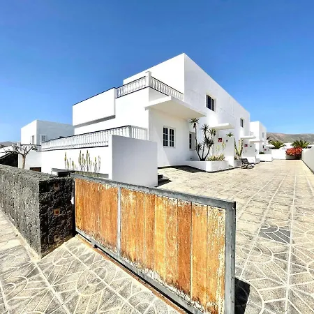 Villa Estupenda Villa Con Piscina Privada, Wifi En Puerto Calero